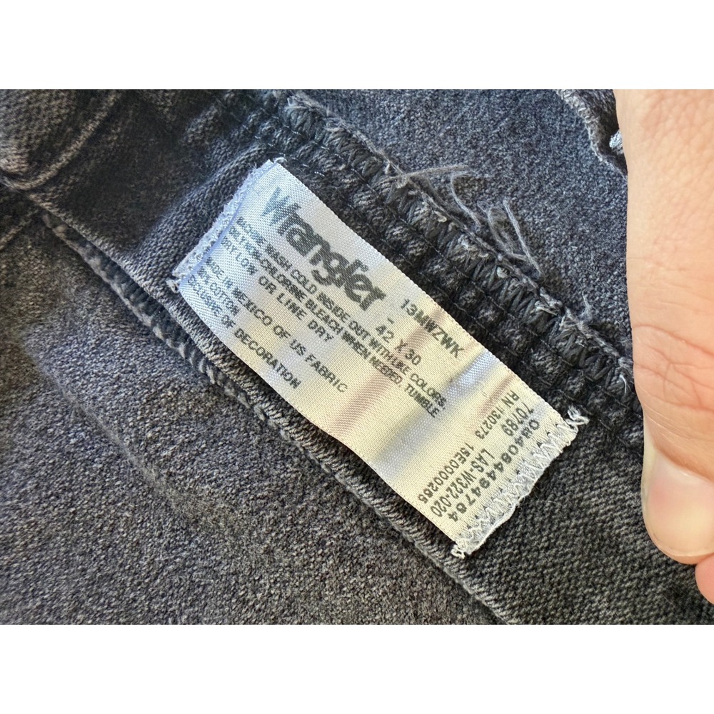 Wrangler 13MWZWK Cowboy Cut Jeans Black Mens 42x30 US Fabric Made in Mexico Y2K - Picture 5 of 11